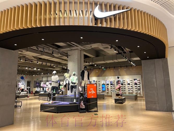 耐克联合太阳队在球馆内外举办BOOK2球鞋全球抢先发布活动 耐克联合太阳队在球馆内外举办BOOK2球鞋全球抢先发布活动
